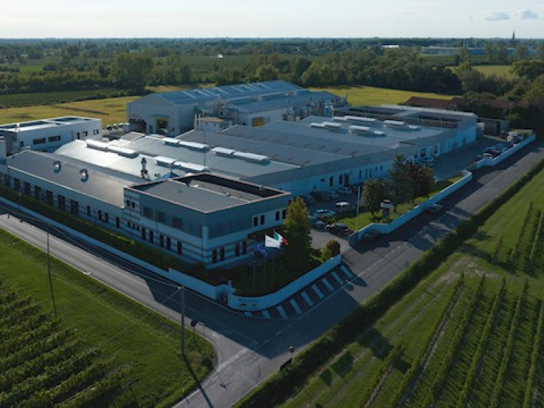 Production facilities of Durante Adhesive in Italy